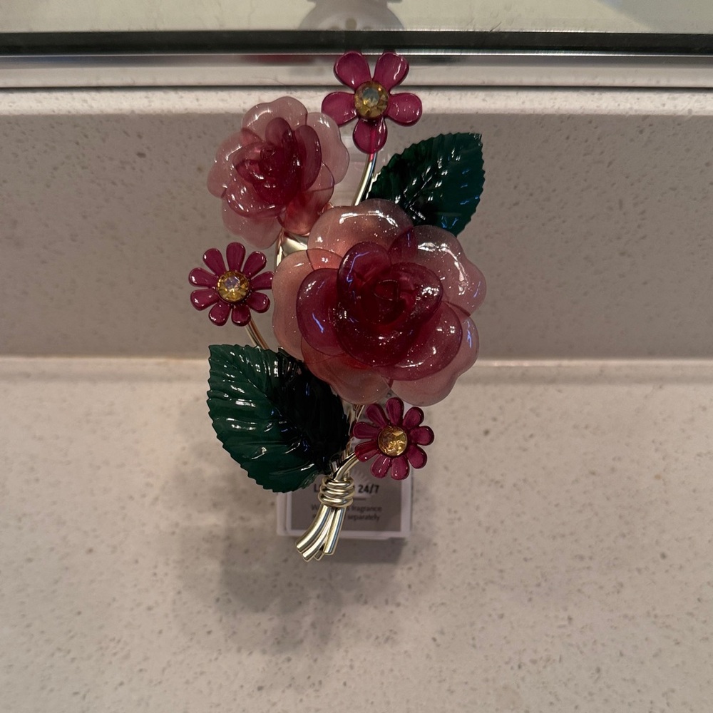 Bath & Body Works Pink and Green Floral Wall Decor